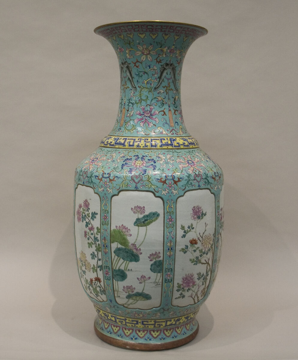 Vase decorated with lotus flowers, Porcelain painted in overglaze polychrome enamels (Jingdezhen ware), China 