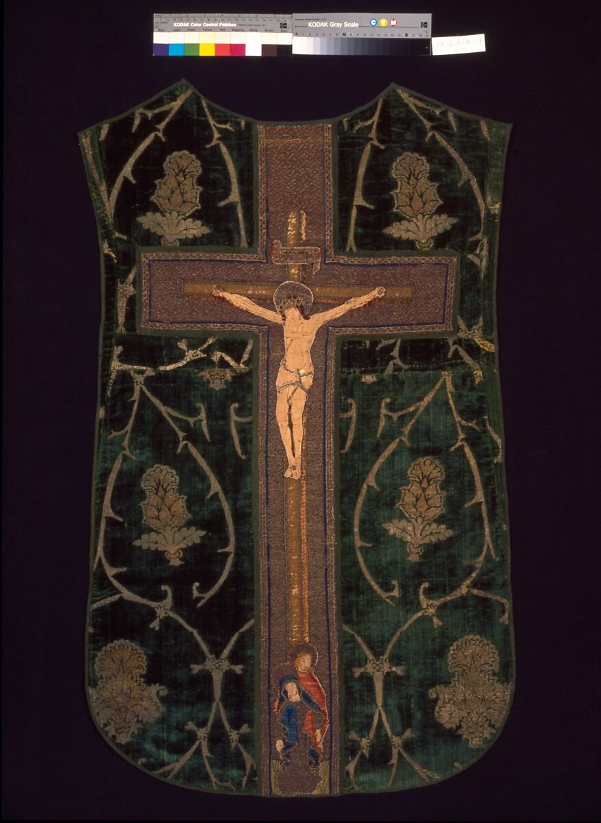 Chasuble Back with an Orphrey, Silk and gilt-metal-strip-wrapped silk plain weave, brocaded with gilt metal thread.Binding tape: cotton plain weaveLining: linen plain weave, glazedOrphrey Cross:  linen plain weave appliqué with silk, gilt-animal-substrate-wrapped linen, wool, and hemp., Italian, Spanish, or Turkish; German