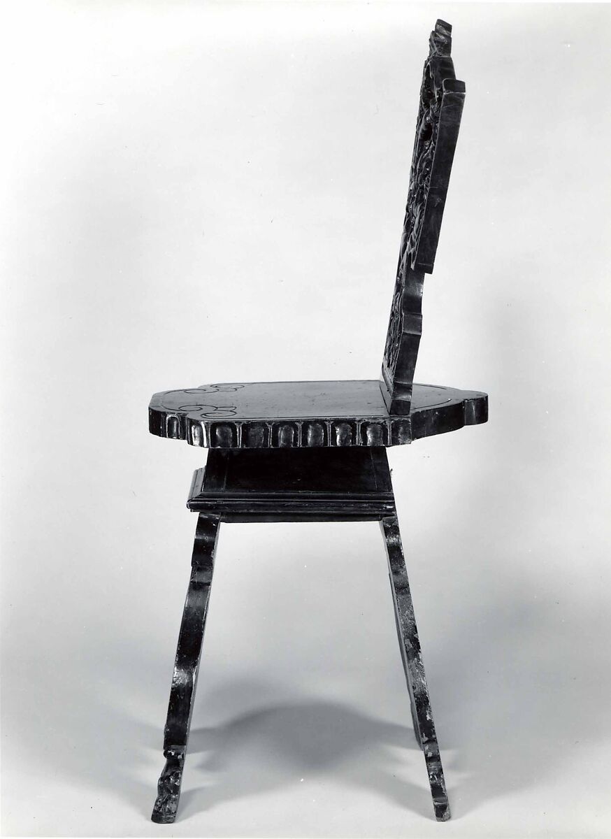 Side chair (sgabello, pair with 1975.1.2037), Walnut, carved., Italian
