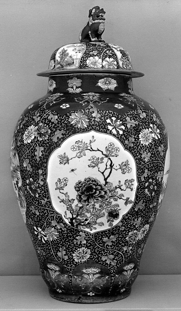 Covered Jar, Porcelain, China 