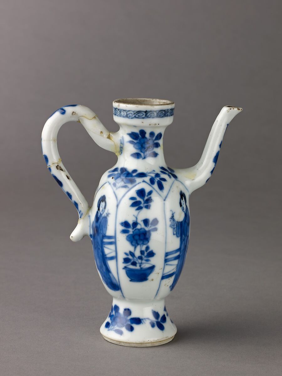 Small ewer, Chinese  , Qing Dynasty, Kangxi period, Porcelain painted in underglaze blue., Chinese
