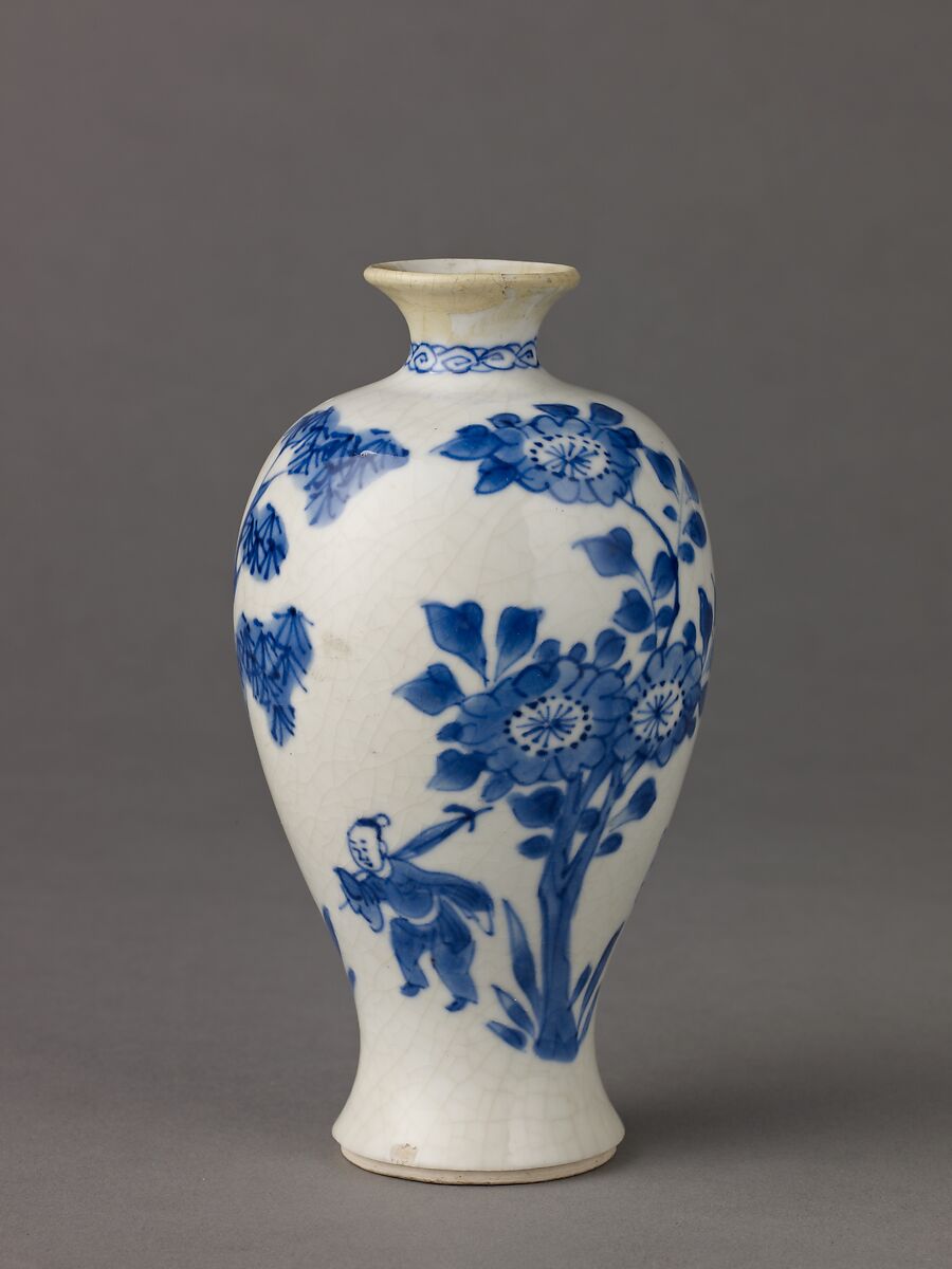 Small vase, Chinese  , Qing Dynasty, Porcelain painted in underglaze blue., Chinese