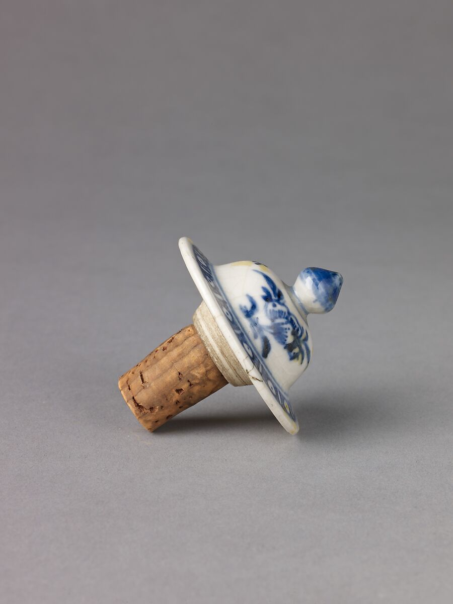 Small covered vase, Chinese  , Qing Dynasty, "Soft-paste" porcelain painted in underglaze blue., Chinese