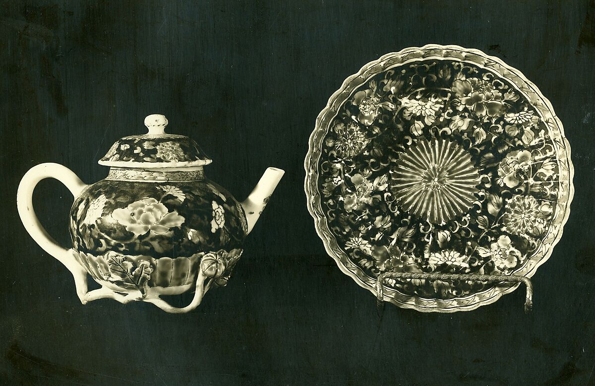 Teapot (a) and saucer (b), Chinese  , Qing Dynasty, Porcelain with full relief decoration, painted in overglaze enamels., Chinese