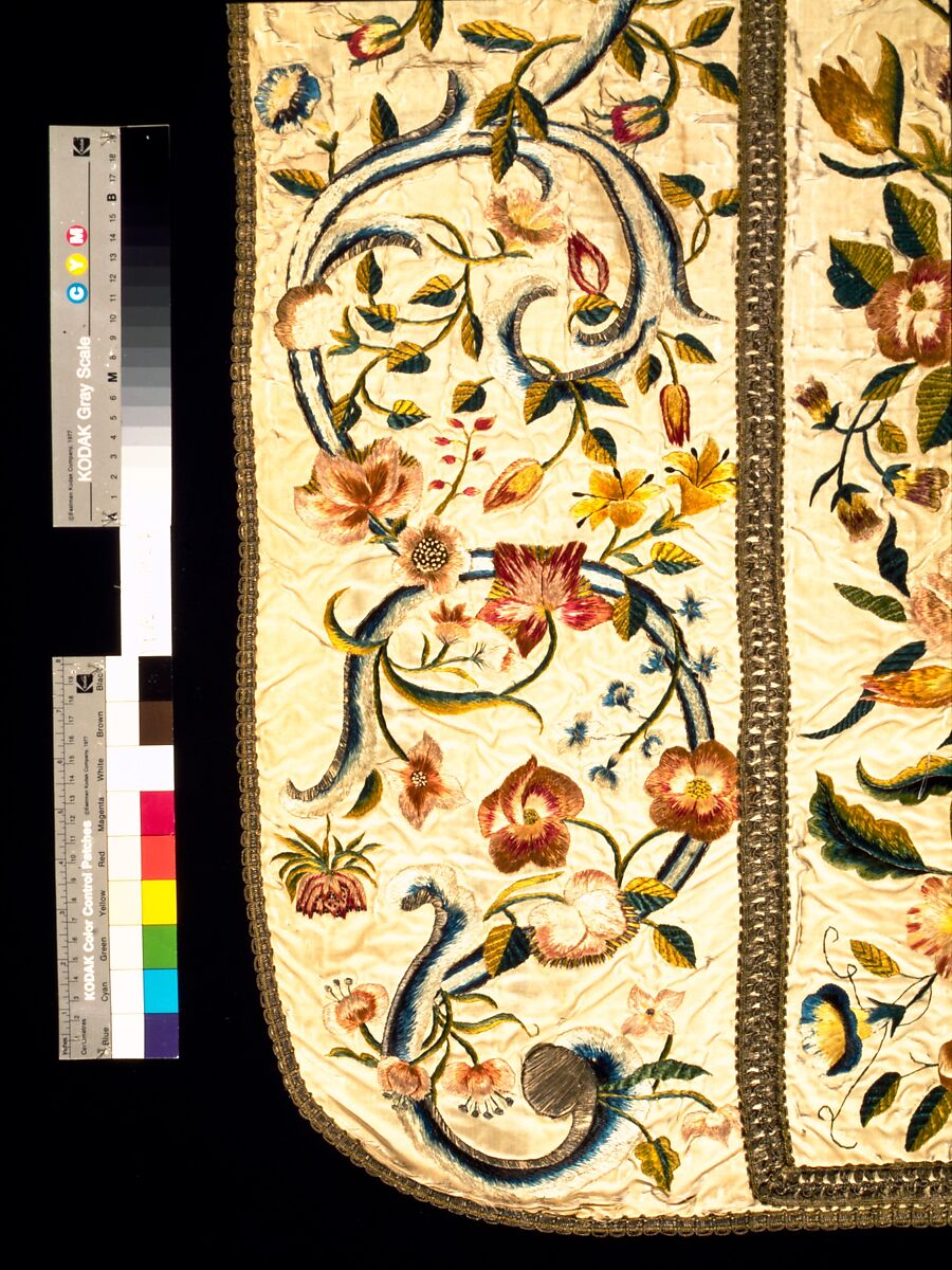 Chasuble (front), Silk; metal; linen, Italian 