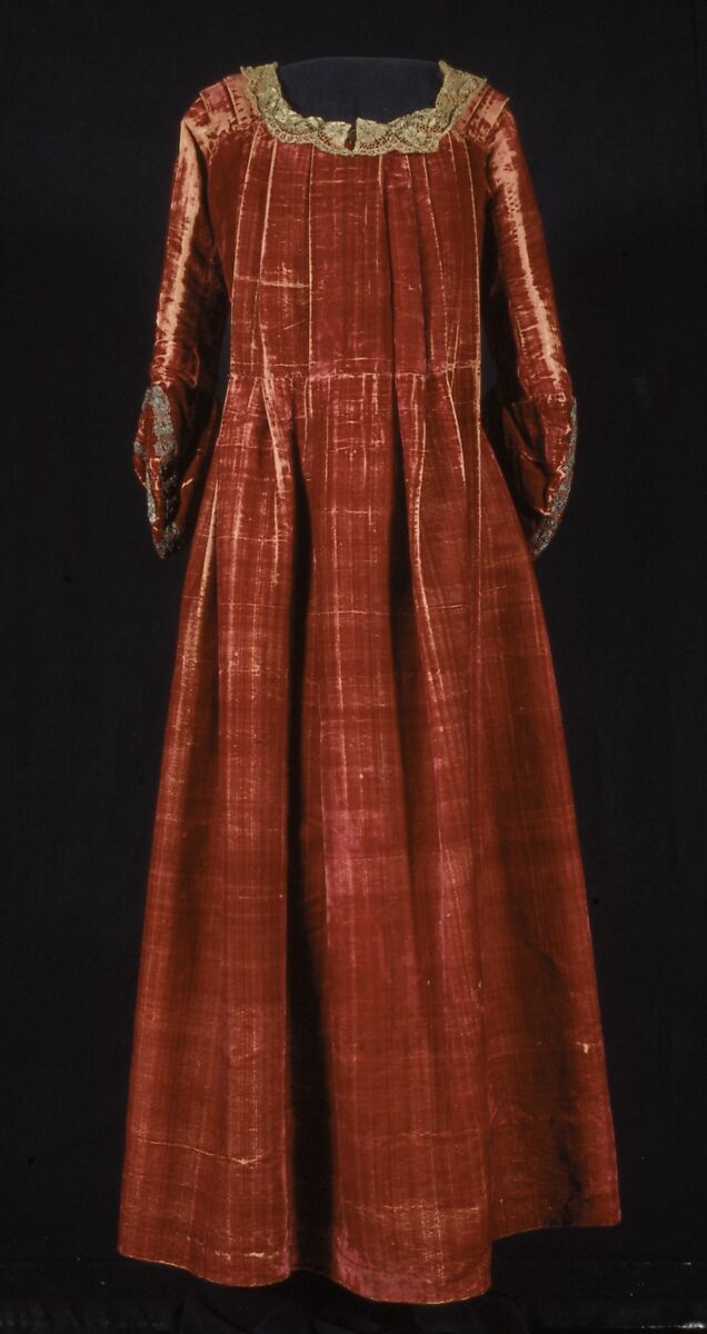 Woman's Gown (Robe á la française), Silk; metal; linen, Italian or French