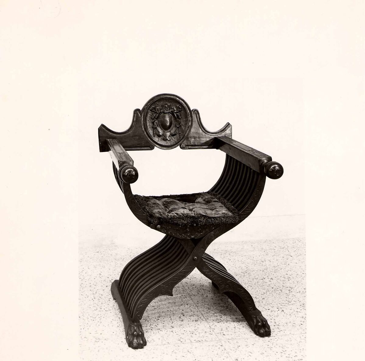 Folding armchair (sedia a Savonarola type), Walnut, turned and carved; silk, Italian 