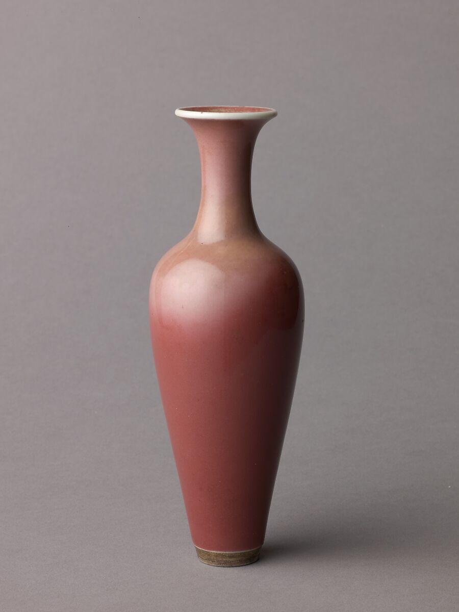 Amphora vase, Chinese  , Qing Dynasty, Kangxi period, Porcelain with peach-bloom glaze., Chinese 