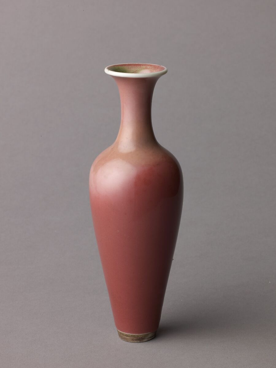 Amphora vase, Chinese  , Qing Dynasty, Kangxi period, Porcelain with peach-bloom glaze., Chinese