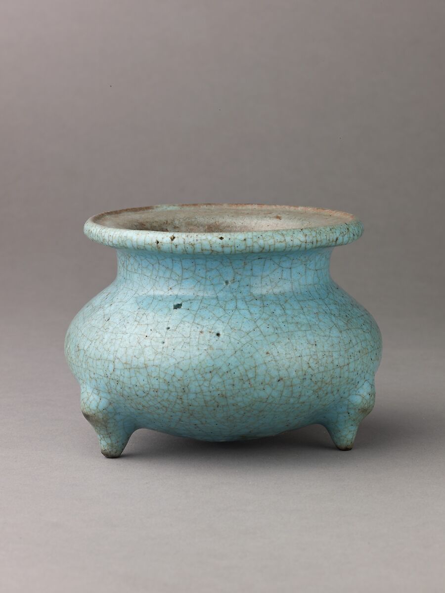 Small incense burner, 'Ma Jun' or 'Soft Jun' ware, Chinese  , Yuan Dynasty, Stoneware with blue glaze., Chinese 