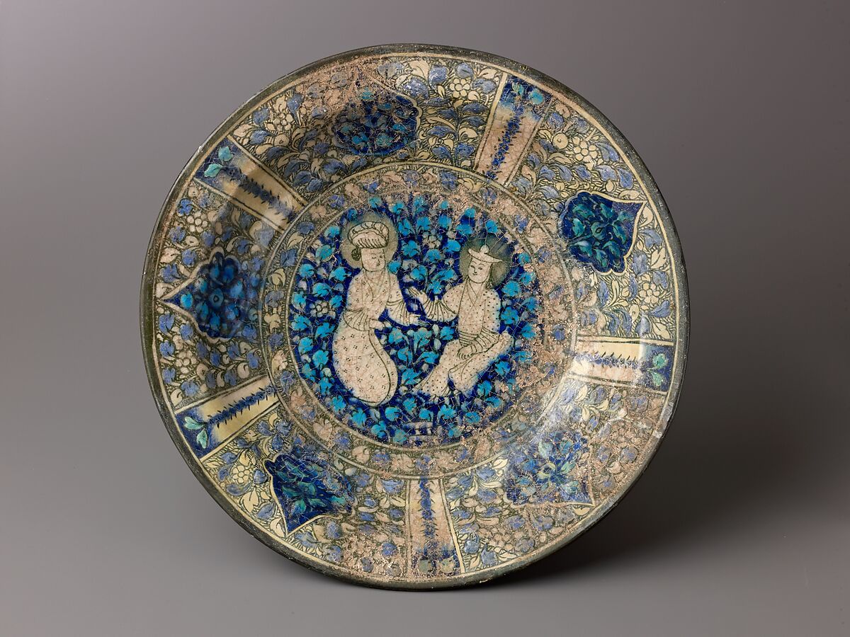 Bowl, Sultanabad ware.  Fritware, underglaze-painted., Iranian 