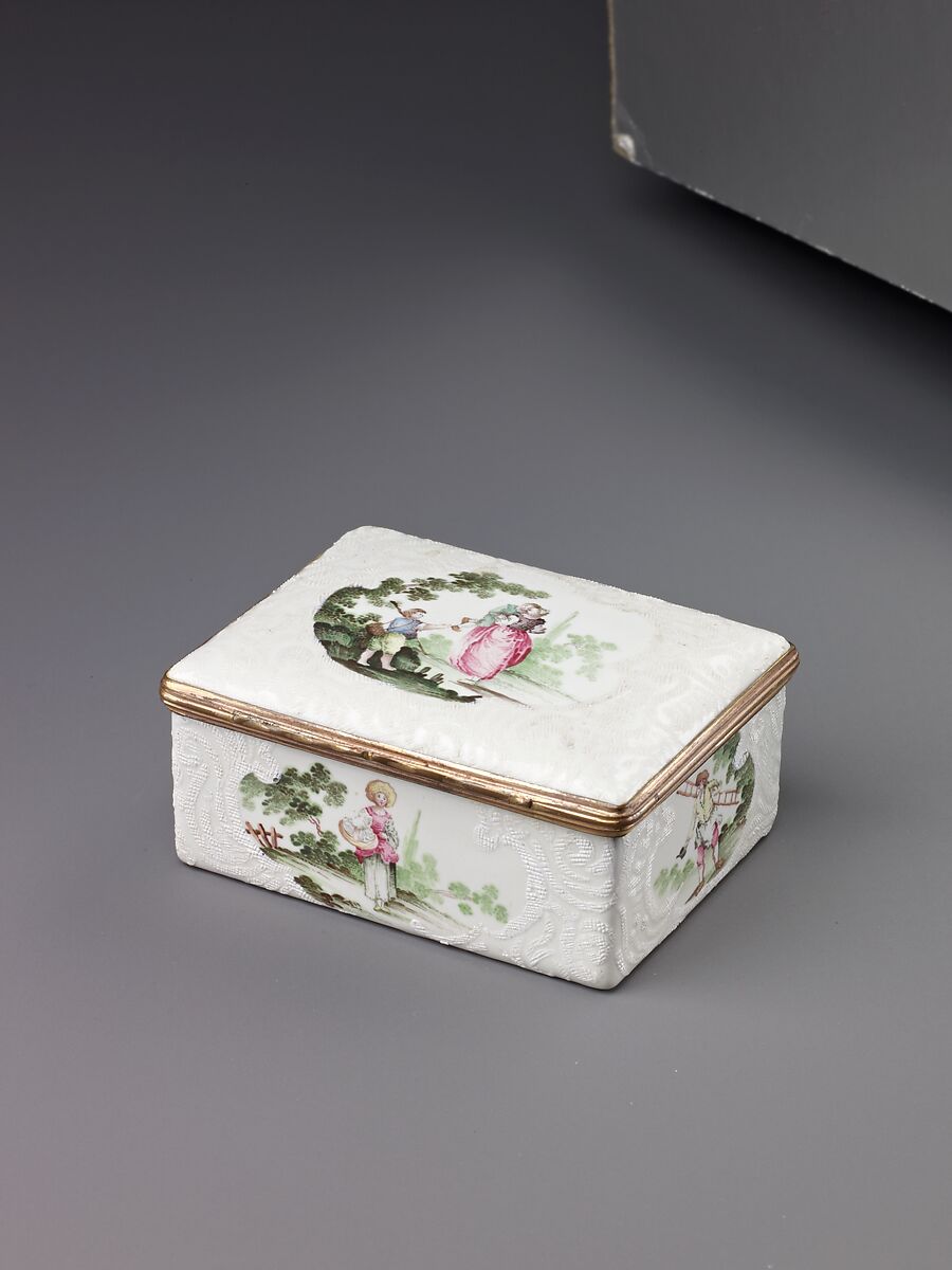 Snuffbox, Enameled copper, copper-gilt mounts, German (Dresden?)