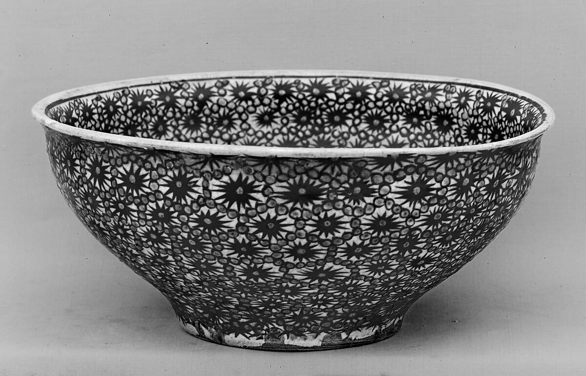 Bowl, Clay covered with a white crackled glaze and decorated with polychrome enamels (Kyoto ware), Japan 