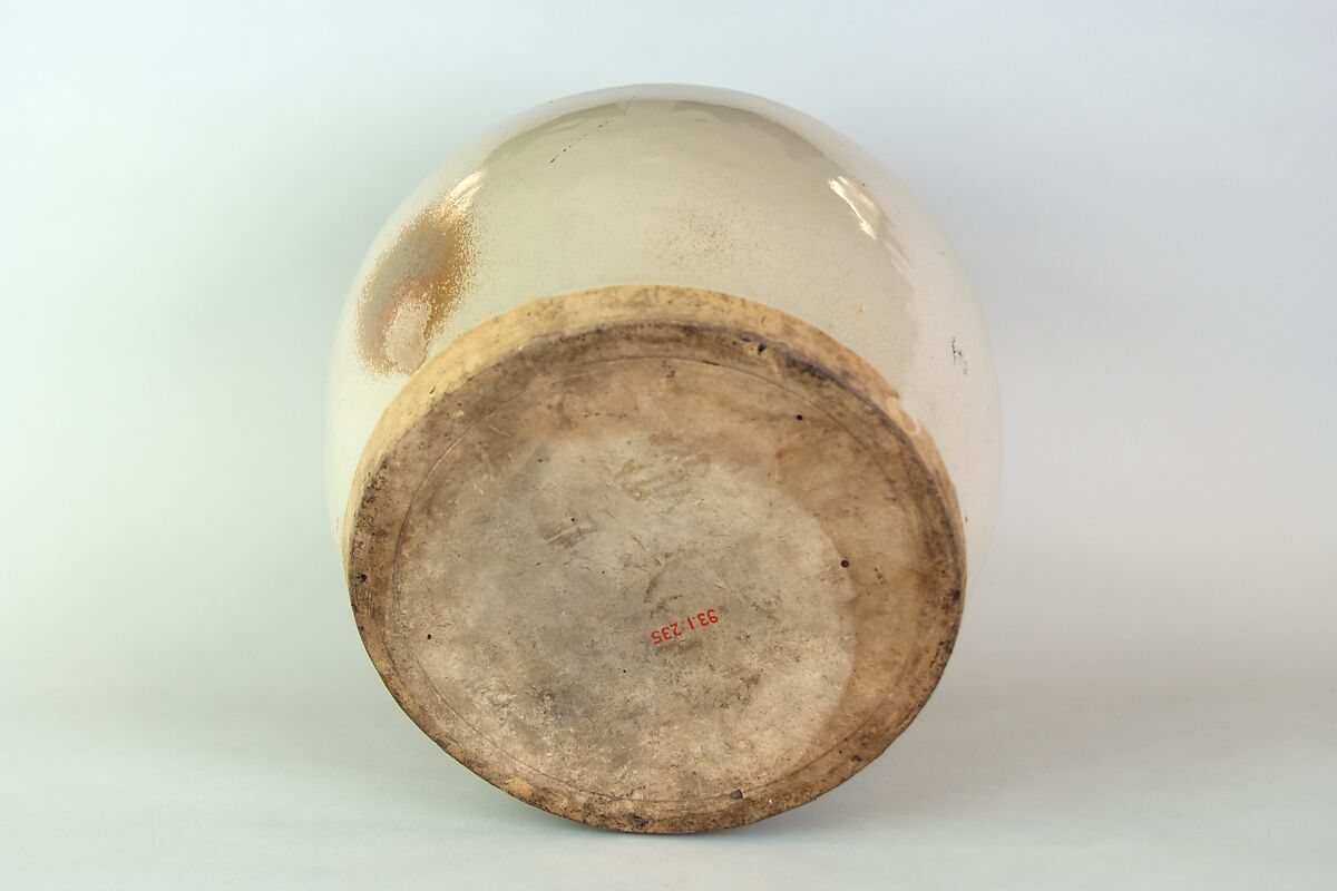 Jar, Porcelain with crackled white glaze (Guangdong ware), China