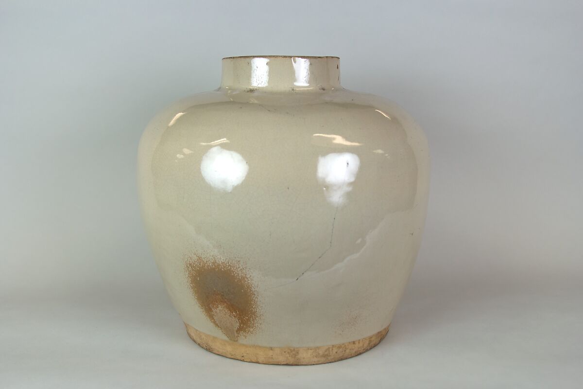 Jar, Porcelain with crackled white glaze (Guangdong ware), China 