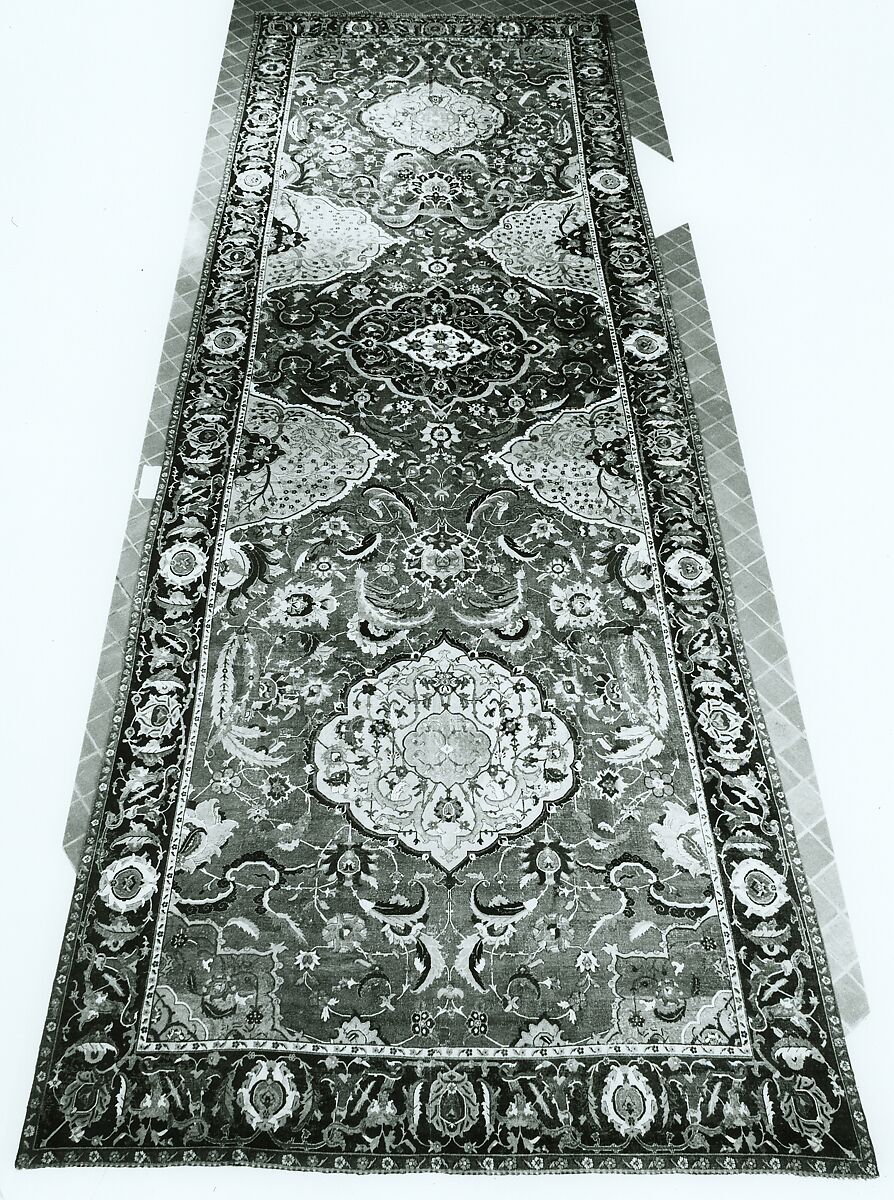 Indo-Persian carpet with medallions, Wool pile on cotton foundation., Indo-Persian