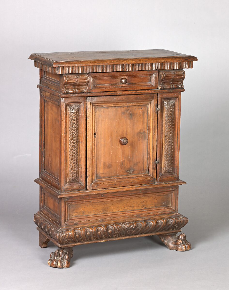 Cabinet (credenza), Walnut, oak., Italian 