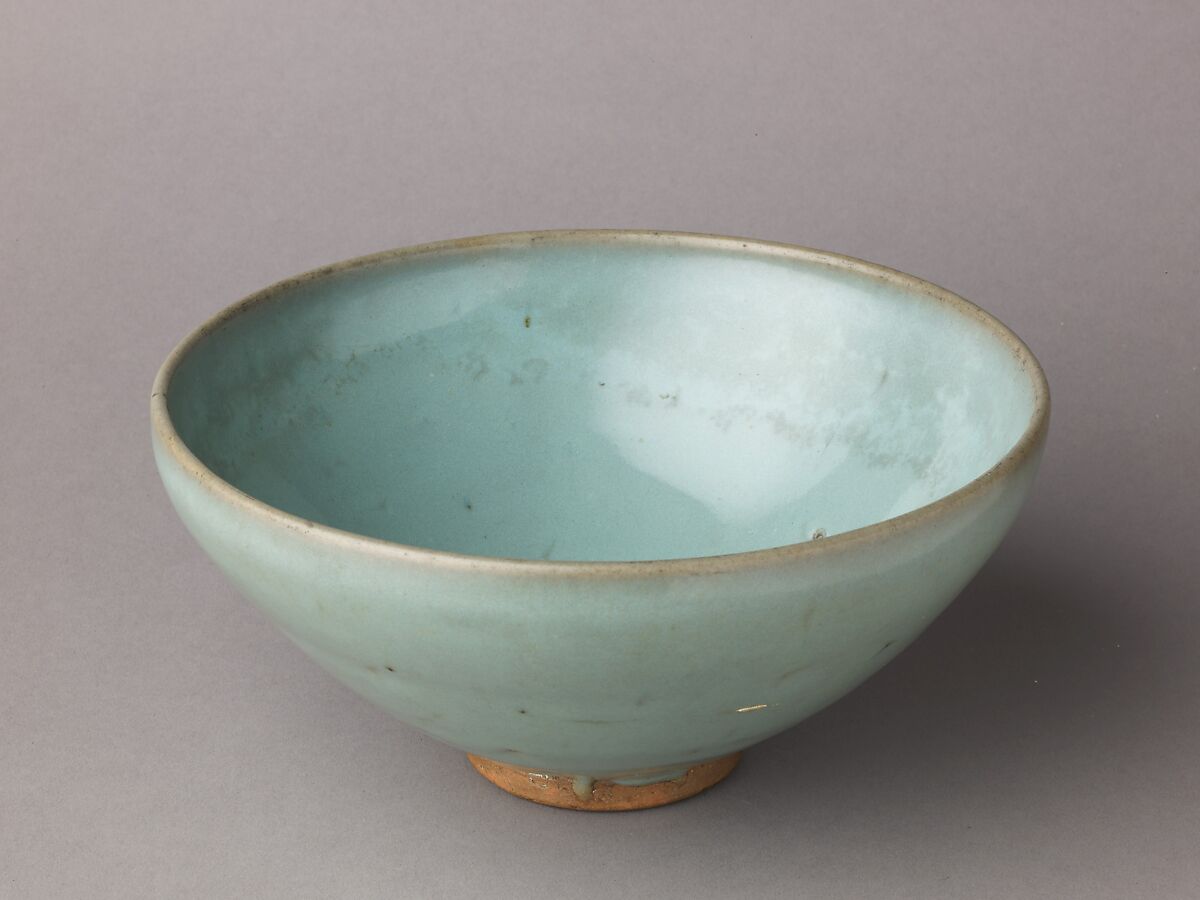 Deep bowl, Jun ware, Stoneware with blue glaze., Chinese 
