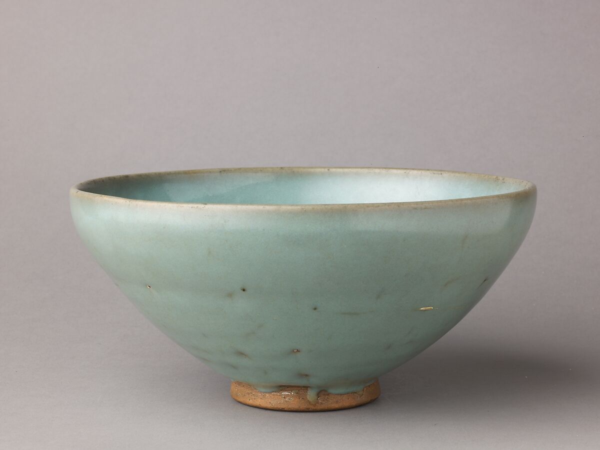 Deep bowl, Jun ware, Stoneware with blue glaze., Chinese