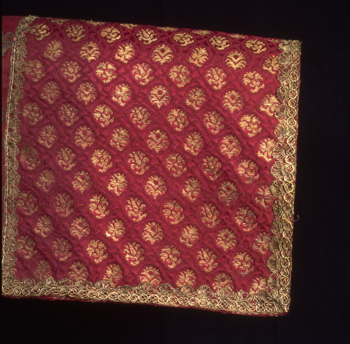 Dalmatic, Silk; metal; satin, Italian