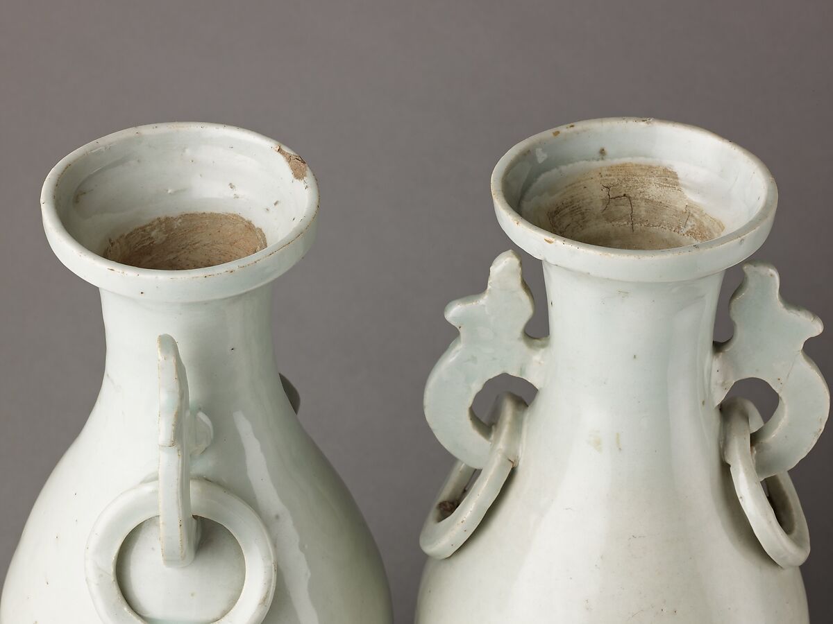 Vase: Qingbai Shufu-type ware (pair with 1975.1.1670), Chinese  , probably from the Jingdezhen kilns, Jiangxi Province, Porcelain with bluish-toned glaze., Chinese