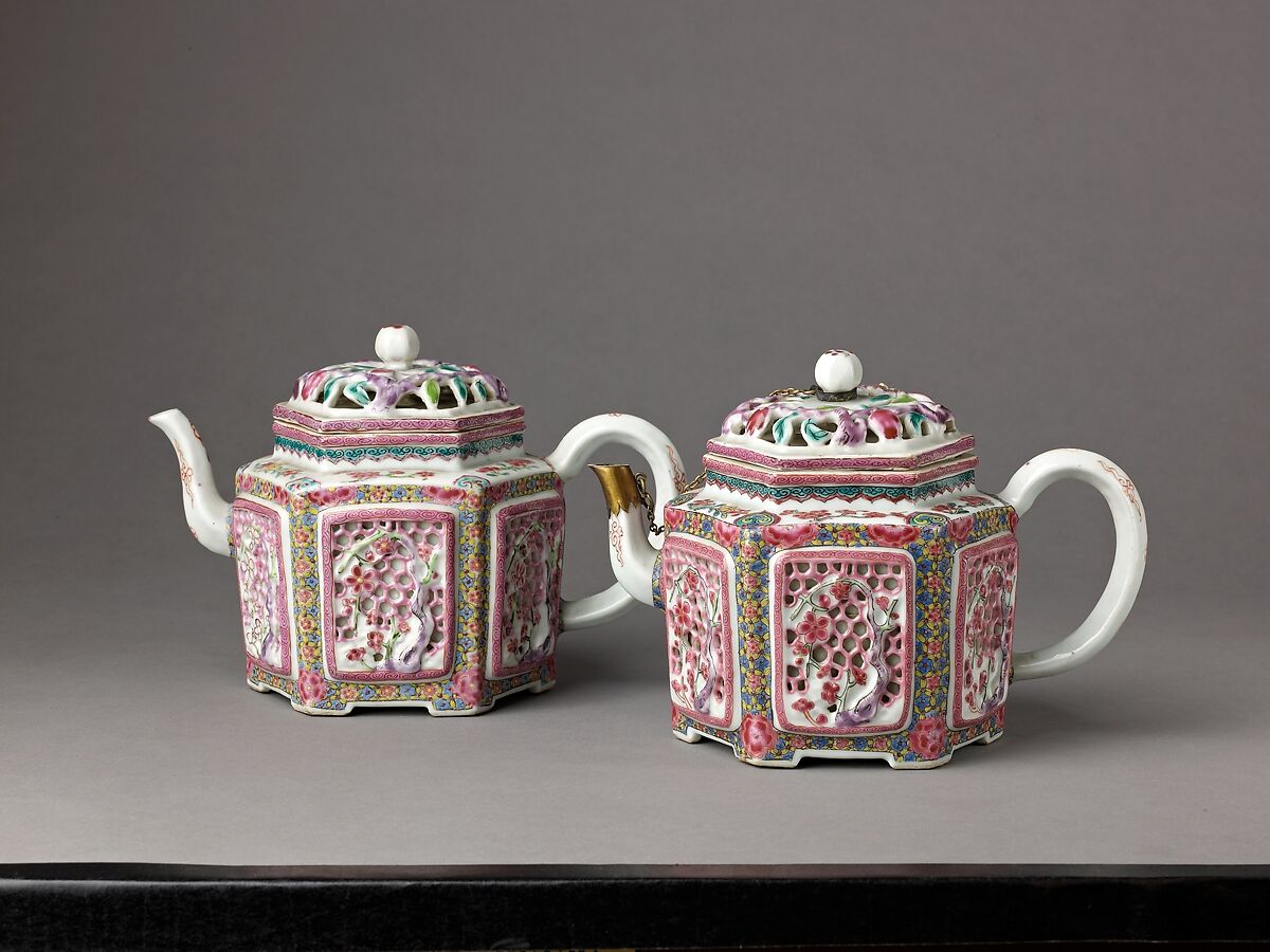 Hexagonal wine pot or teapot, Chinese  , Qing Dynasty, Porcelain with reticulated ornamentation, painted in overglaze famille rose enamels., Chinese