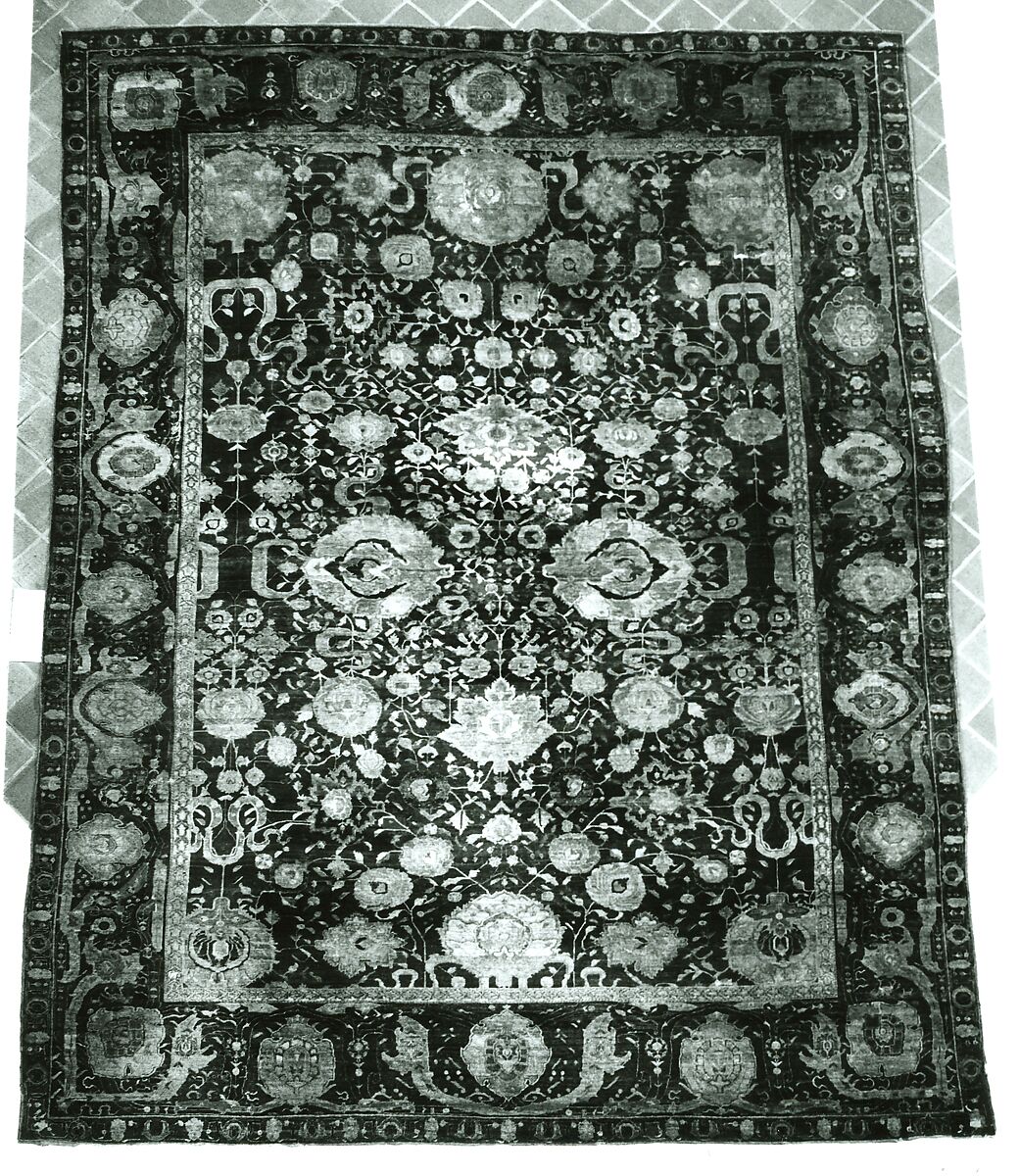 Carpet with vine scroll and palmette pattern, Wool pile on cotton foundation., Indian, probably Poona
