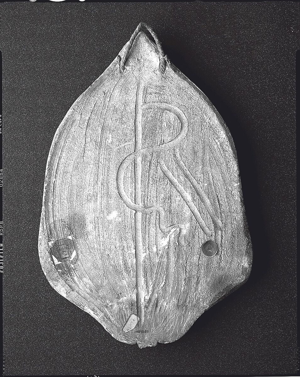 Tondo mirror frame, Possibly workshop of Benedetto da Maiano (Italian, Maiano 1442–1497 Florence), Stucco squeeze, blown convex mirror, gilt, orange-brown bole.