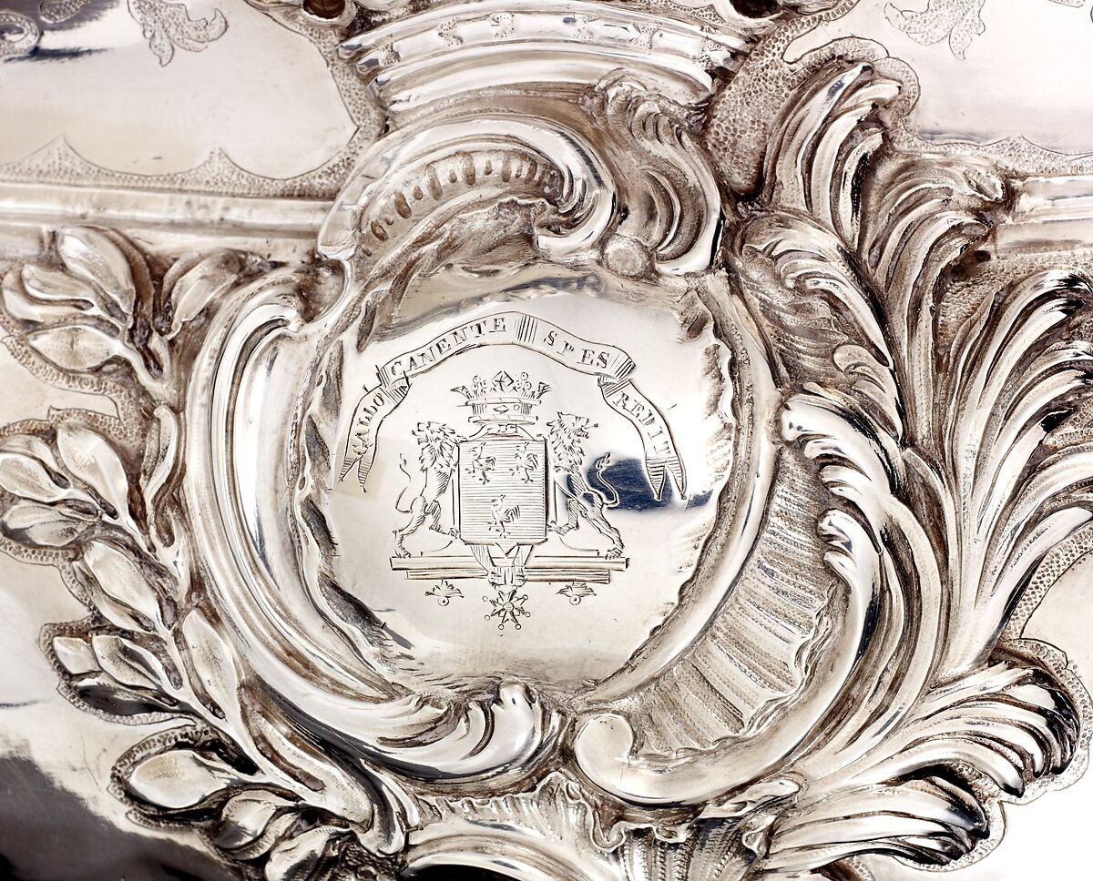 Silver Tureen (a), lid (b) [pair with 1975.1.2560a-c], Etienne-Jacques Marcq (French, born ca. 1705–1781), Silver, cast in several parts and soldered together., French, Paris