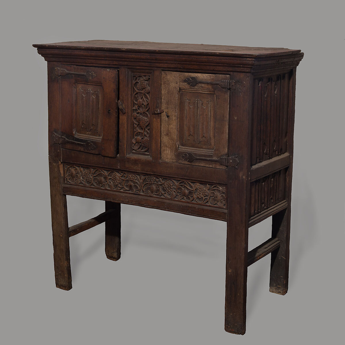 Cabinet, Oak, French 