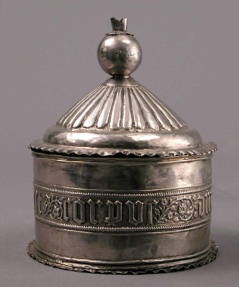 Pyx, Silver with gilded interior, Spanish