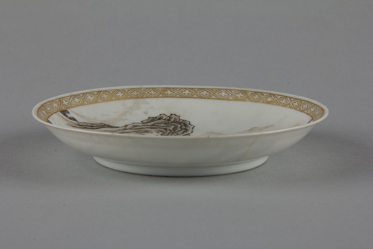 Dish with flowers, Porcelain painted in overglaze polychrome enamels (Jingdezhen ware), China