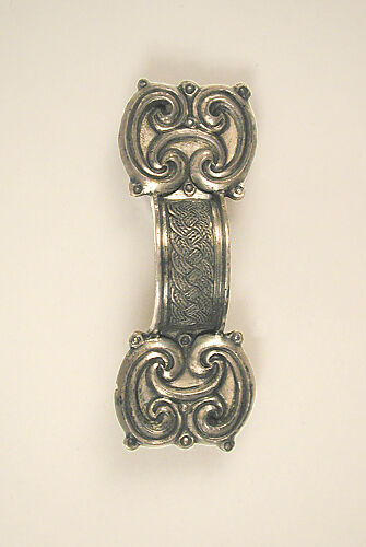 Cloak Pin, Irish