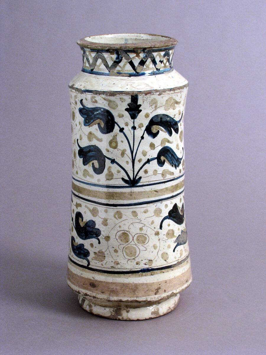 Pharmacy Jar, Earthenware, tin-glaze (lusterware), Spanish 