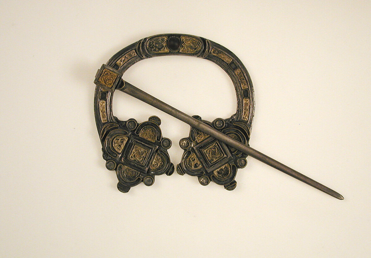 Brooch from Kilmainham, Bronze gilt, Irish 