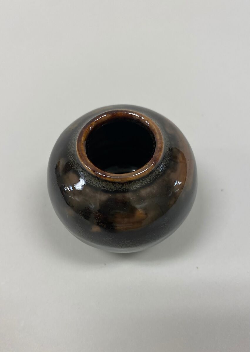 Miniature jar, Porcelain with iron rust glaze (Jingdezhen ware), China