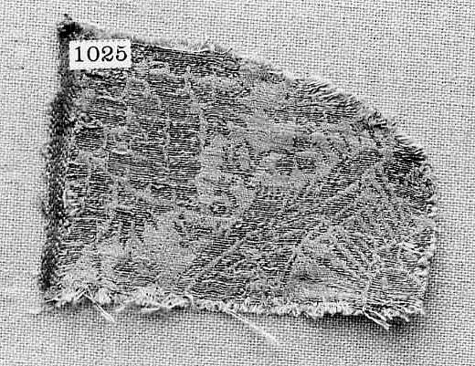 Textile with Eagle, Rayed Sun, and Flowers, Silk, gold thread, Italo-Arabic