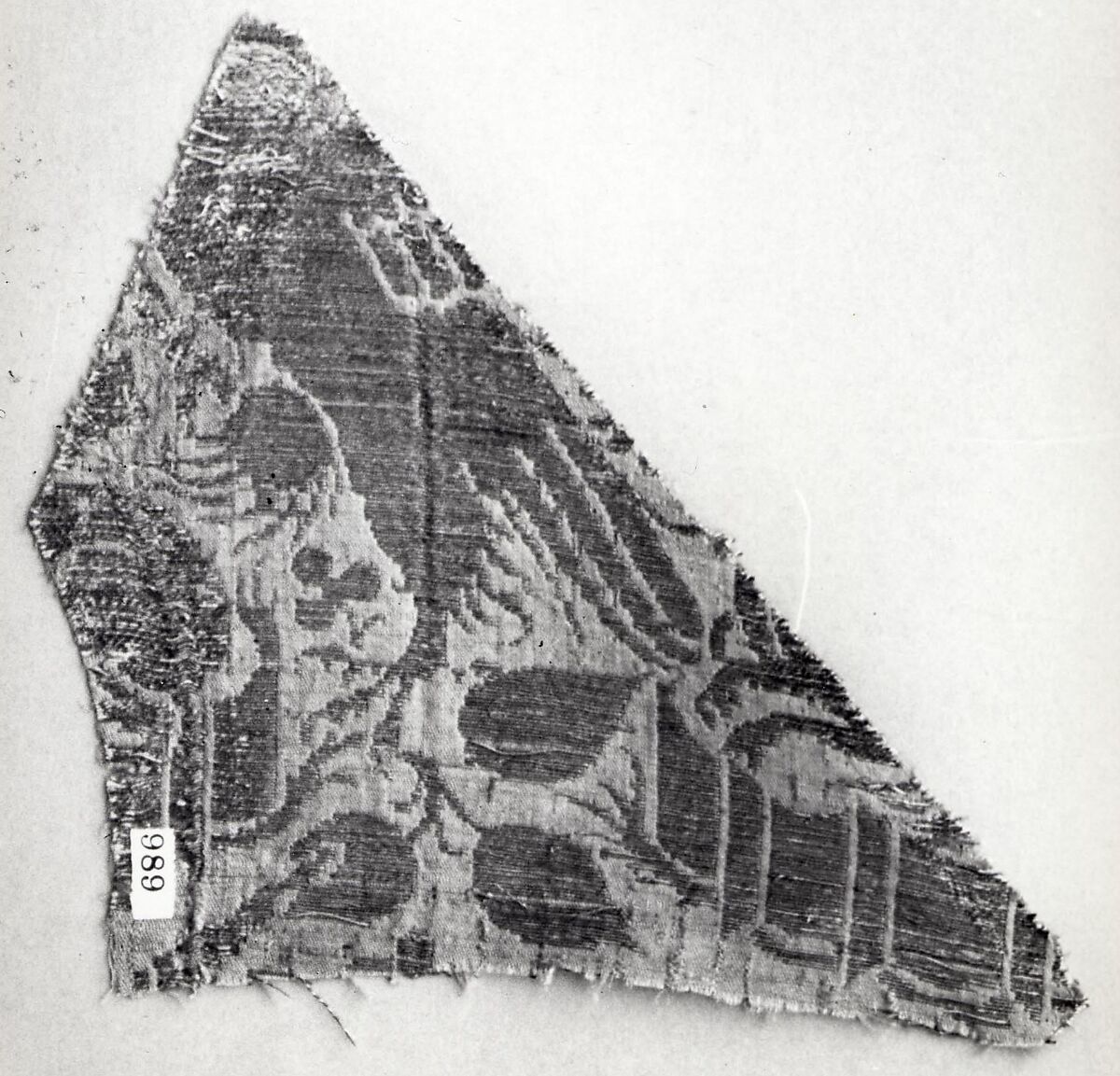 Textile with Eagle Attacking Dog, Silk, gold thread, Italian