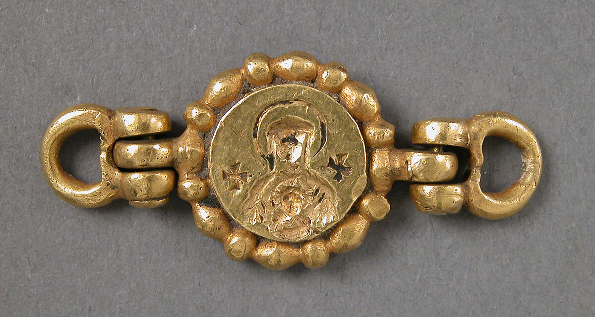 Clasp with Intaglio Medallion of the Virgin and Child, Gold, Byzantine 