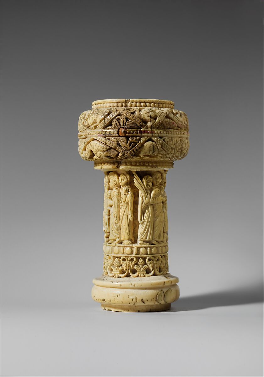 Knob from a Crozier with the Entry into Jerusalem, Elephant ivory, British or North French