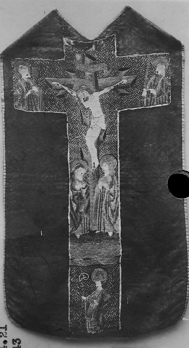 Chasuble with The Crucifixion, Holy Women and Saints, Silk Brocade, silver thread, German 