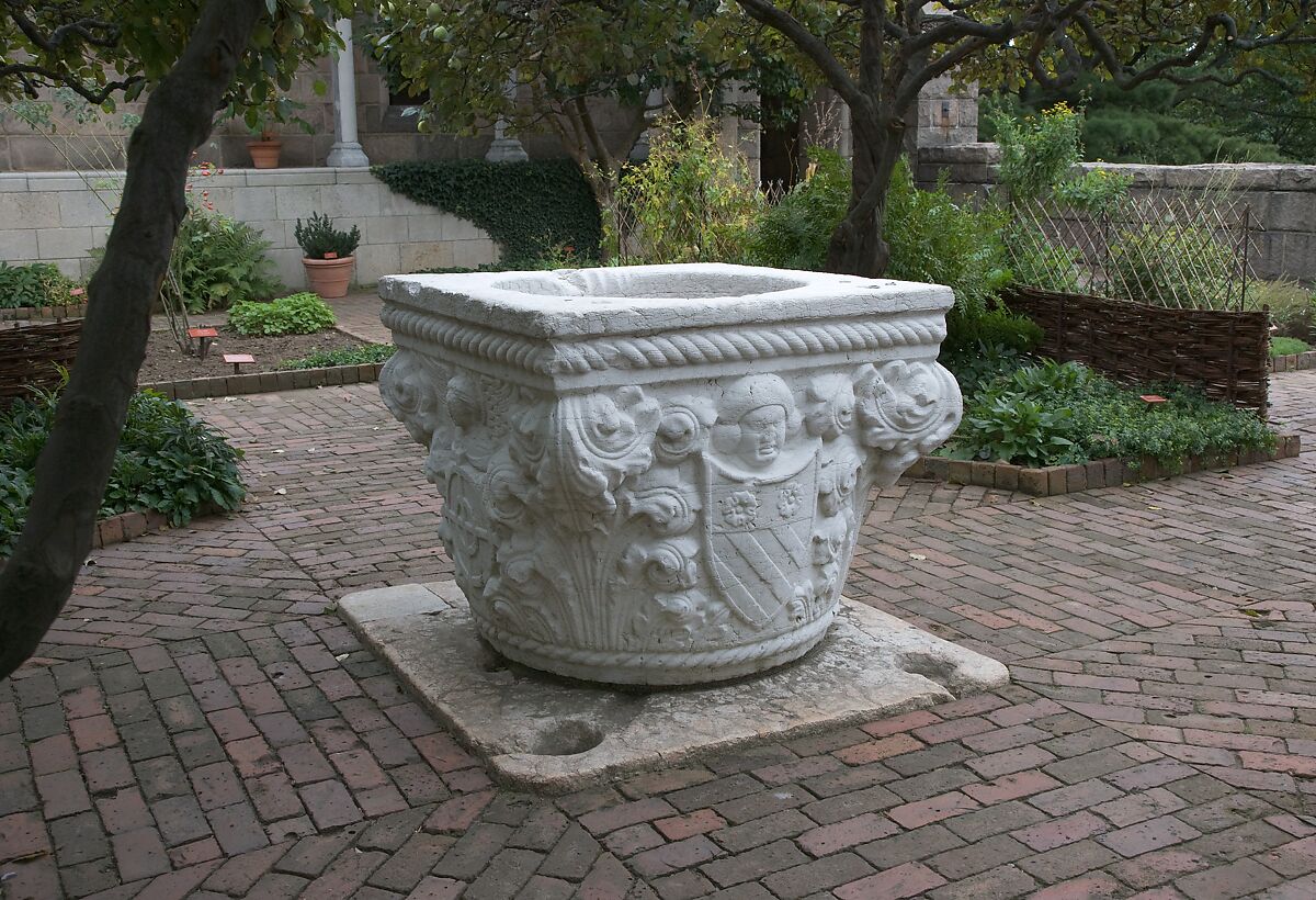 Wellhead, Limestone (Istrian limestone), Italian