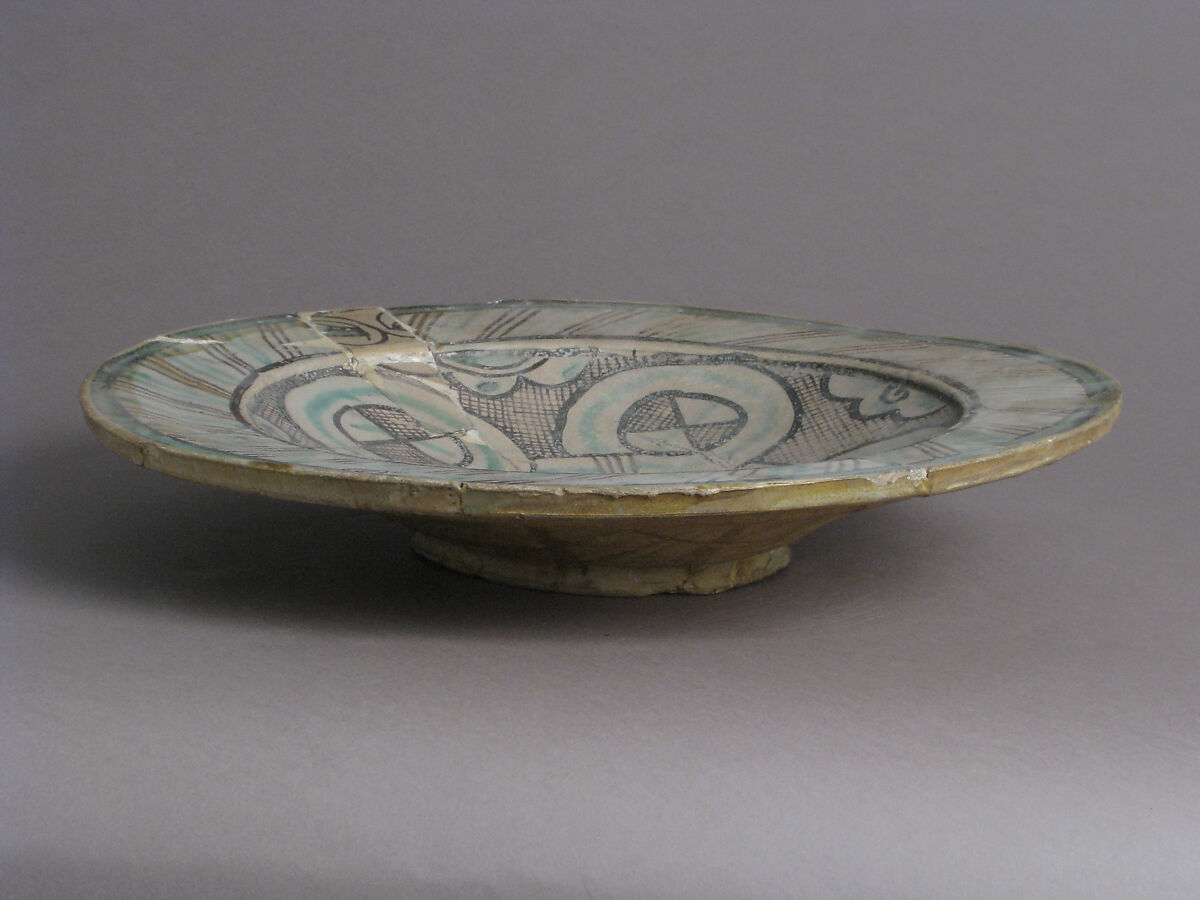 Dish, Earthenware, tin-glaze (Majolica), Italian