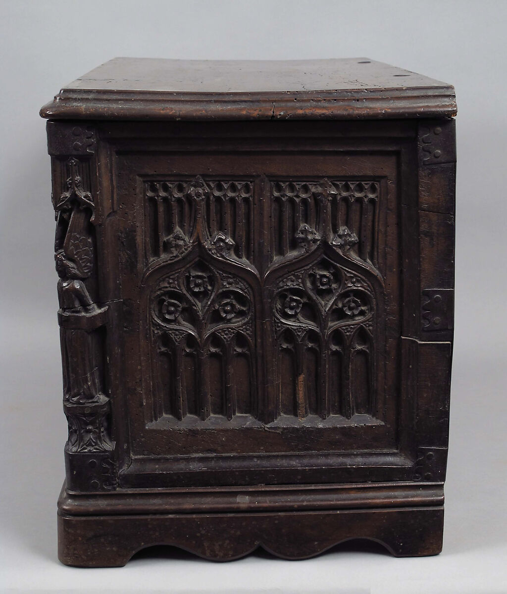 Chest, Walnut, iron, French