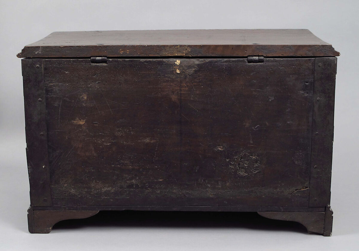 Chest, Walnut, iron, French