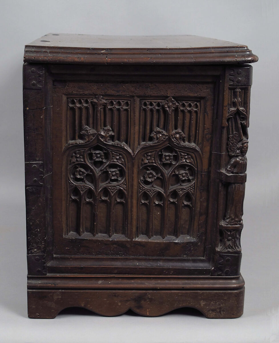 Chest, Walnut, iron, French