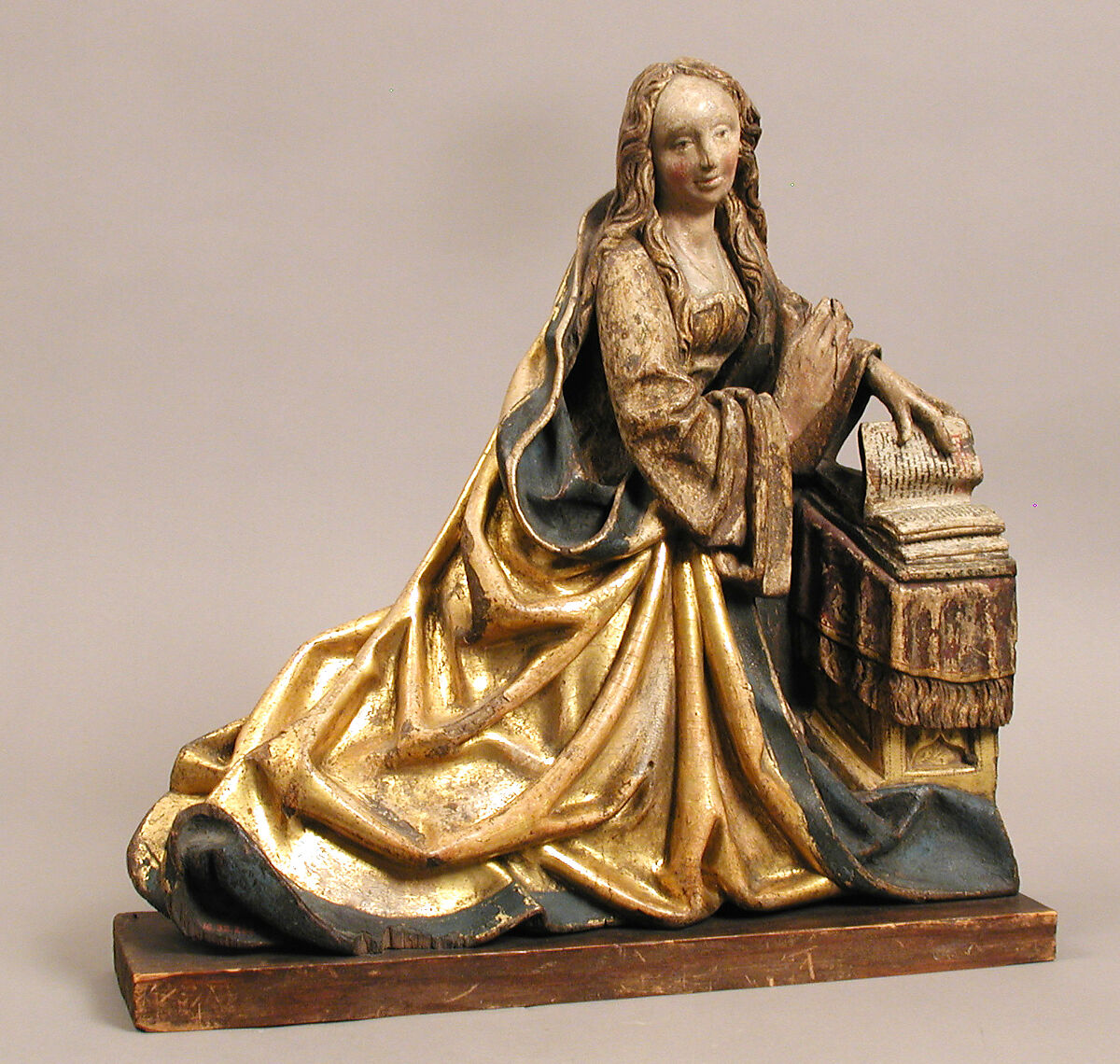 Virgin of the Annunciation, Oak, polychromy & gilding, South German