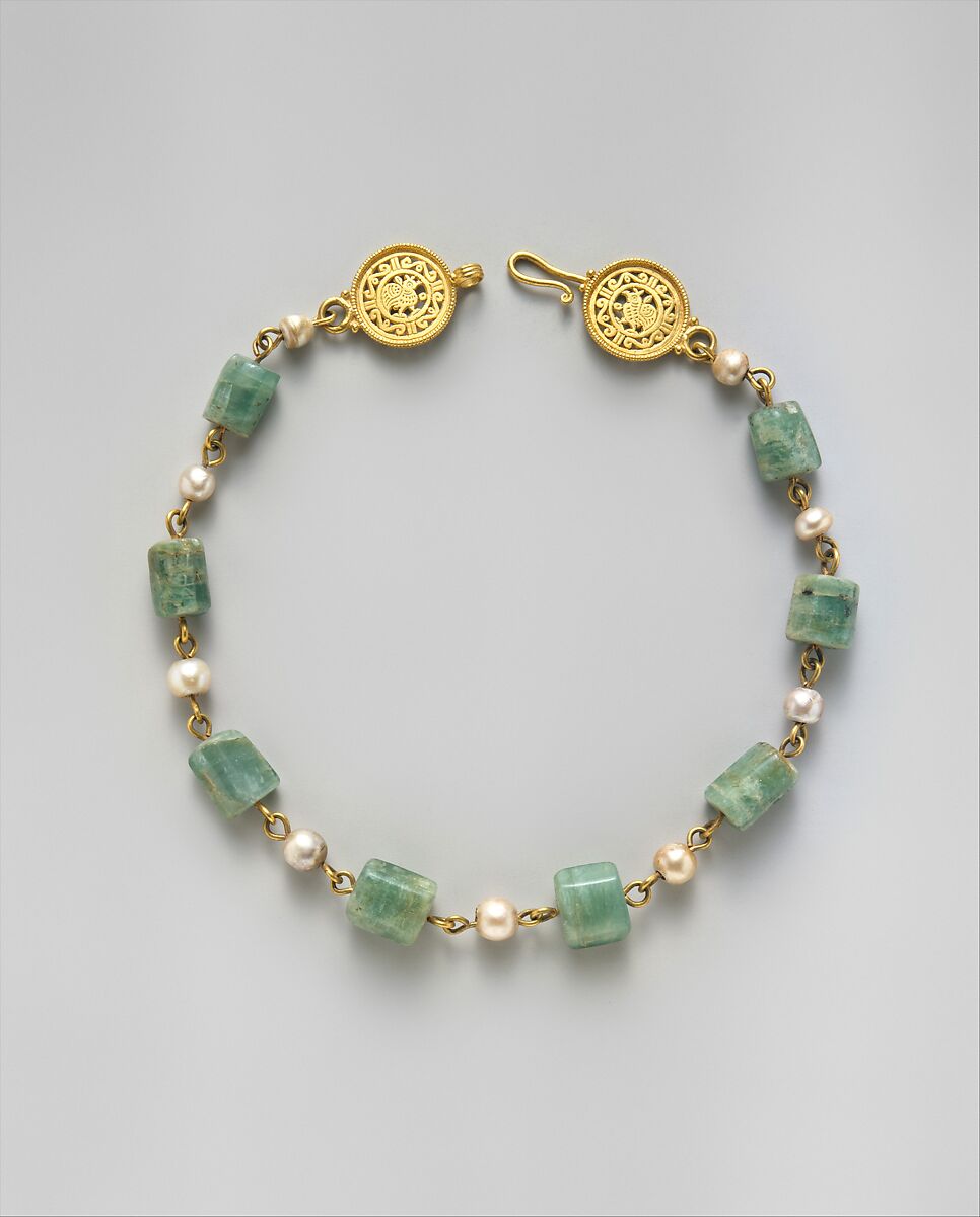 Gold Necklace with Pearls and Stones of Emerald Plasma, Gold, pearls, emerald plasma, Byzantine