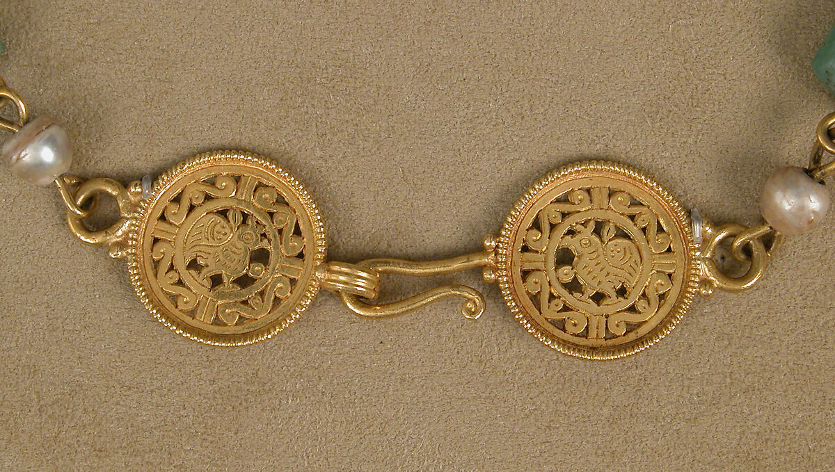 Gold Necklace with Pearls and Stones of Emerald Plasma, Gold, pearls, emerald plasma, Byzantine