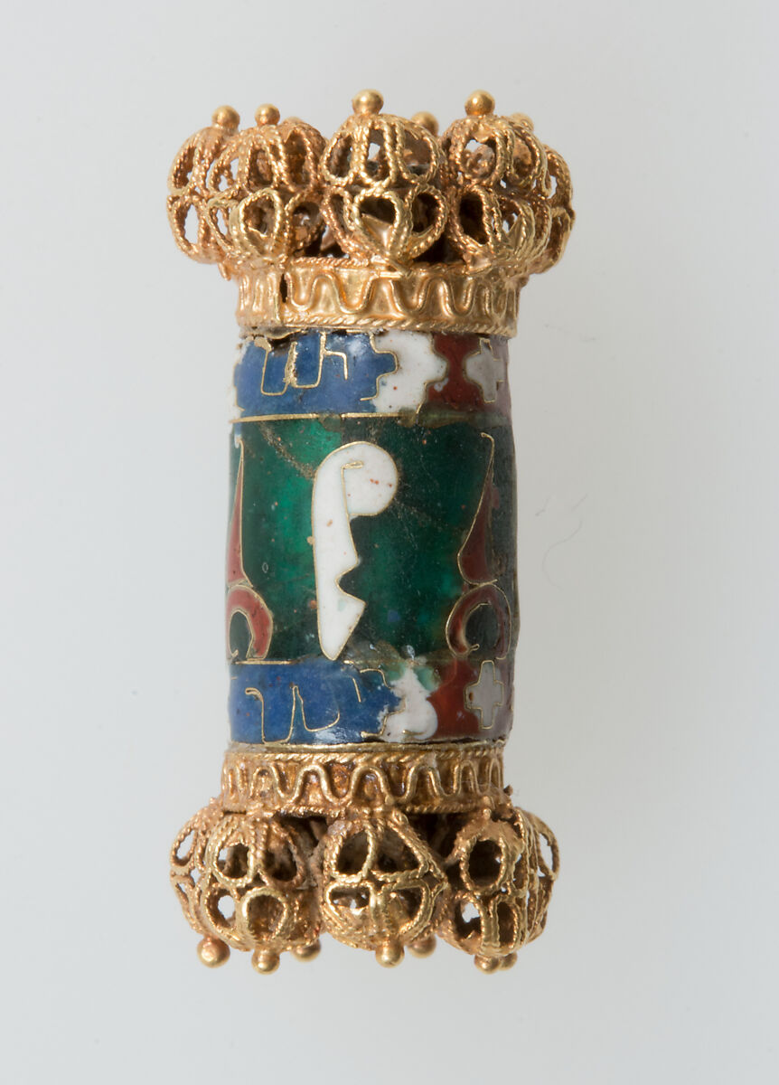 Elements from a Necklace, Gold, cloisonnè enamel, Spanish